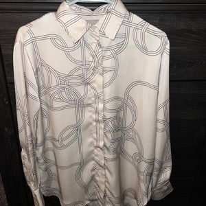 H&M Women’s button down blouse.
